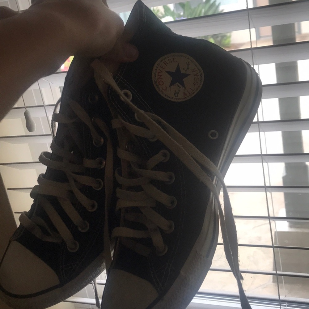 Black high top converse
